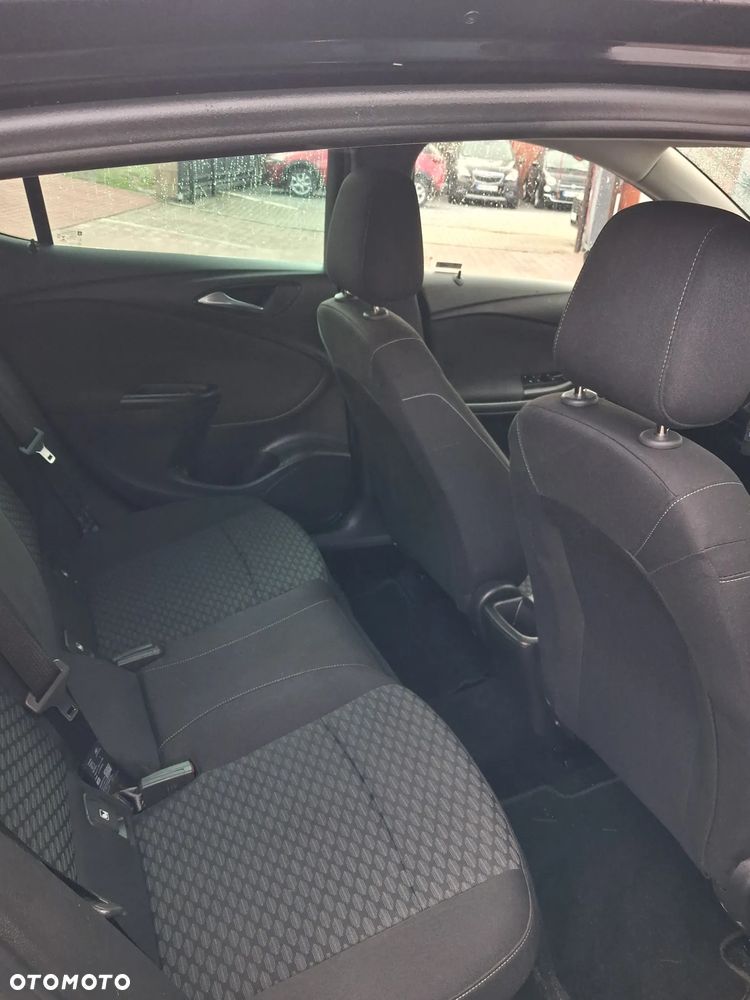 Opel Astra - 10
