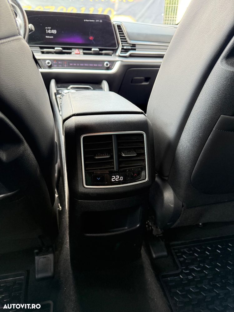 Kia Sportage 1.6 T-GDI MHEV 7DCT HP 4x4 GT Line - 9