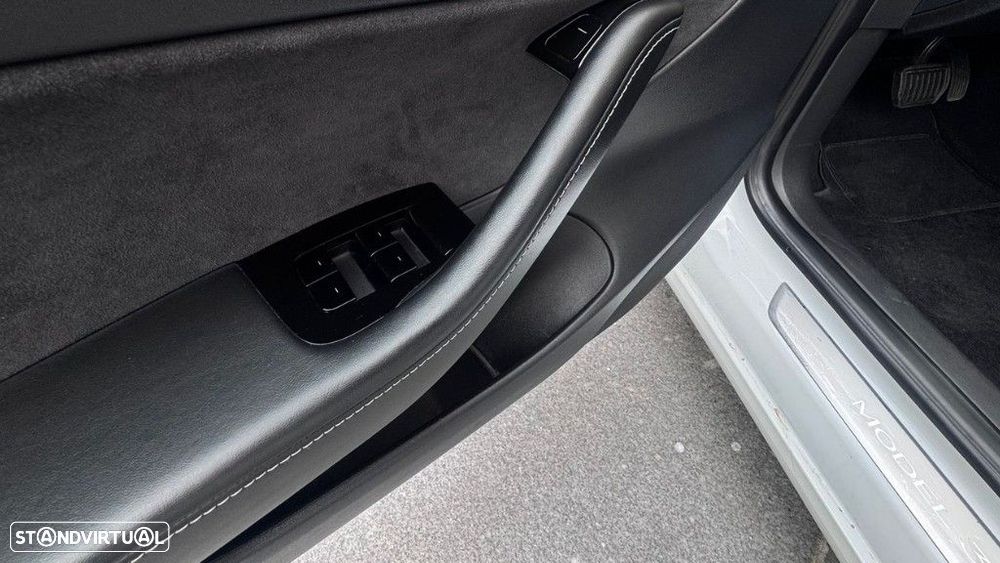 Tesla Model 3 Standard Range Plus RWD - 12