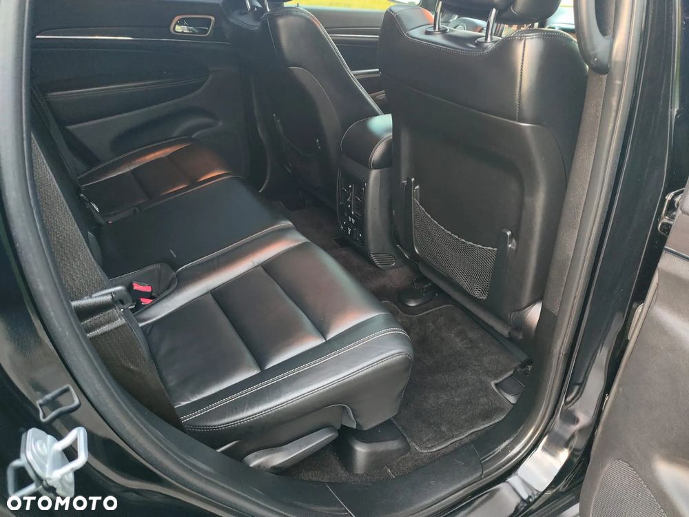Jeep Grand Cherokee - 15