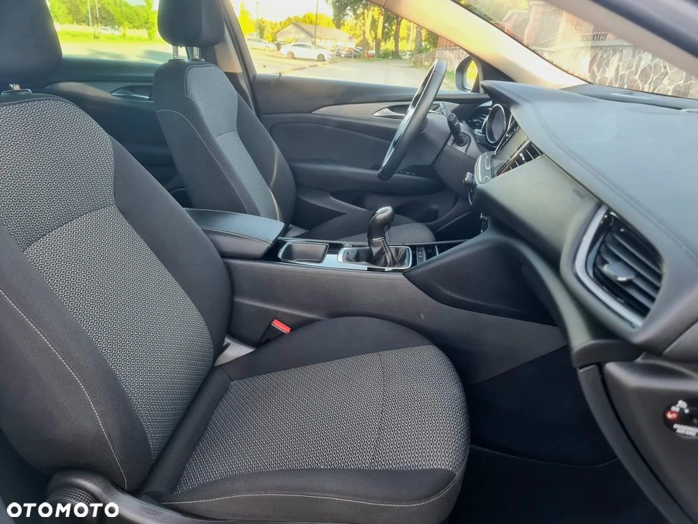 Opel Insignia 1.6 (118g) Exclusive - 31