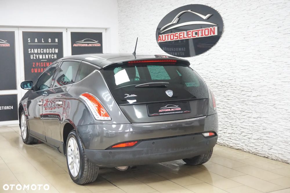 Lancia Delta 2.0 MJ Gold - 10