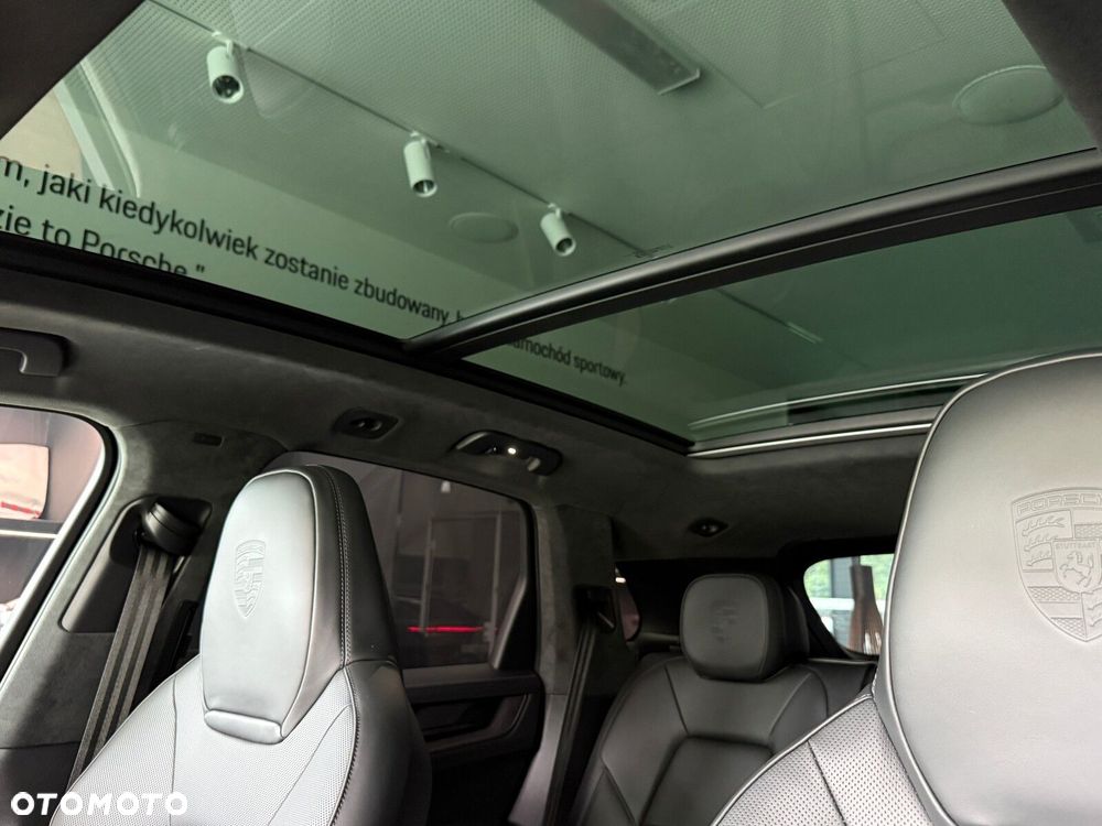 Porsche Cayenne - 15