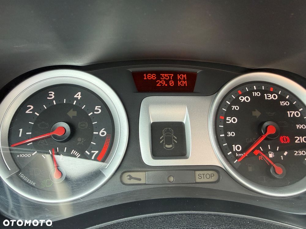 Renault Clio 1.2 16V 75 Expression - 15