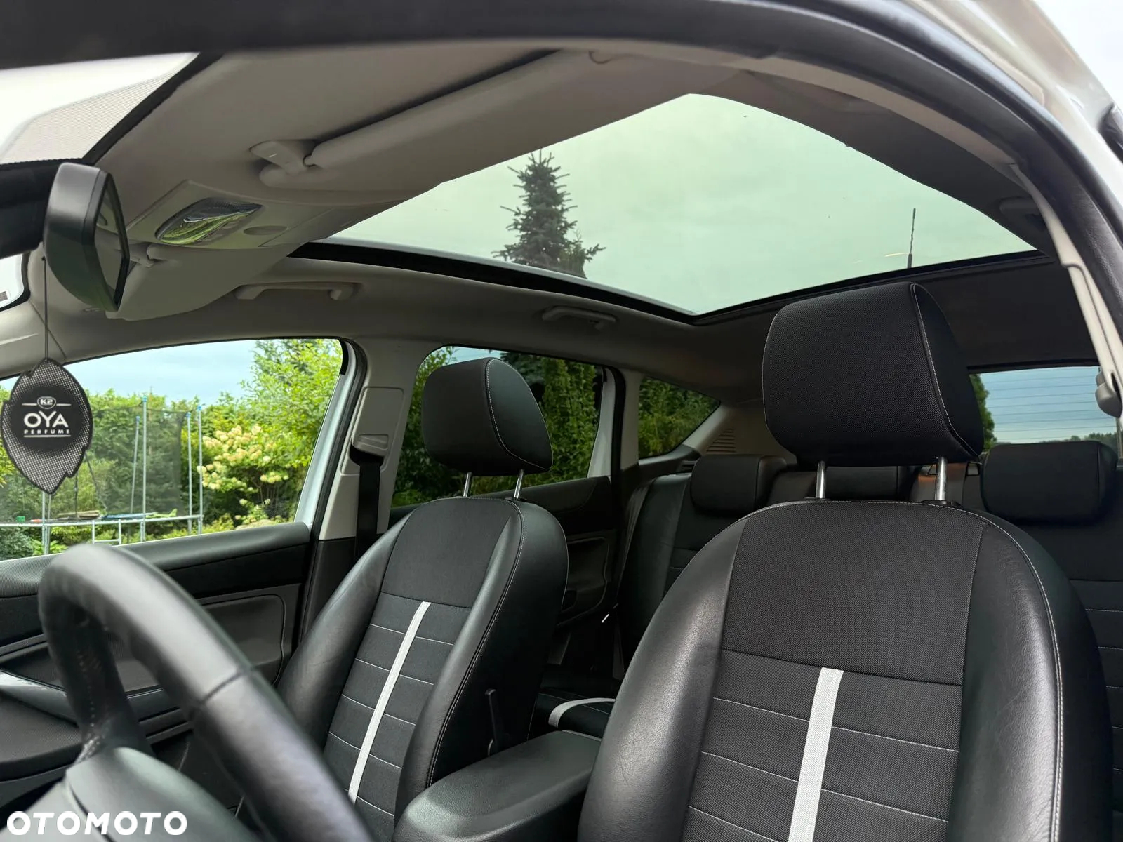 Ford Kuga 2.0 TDCi 4x4 Titanium - 29