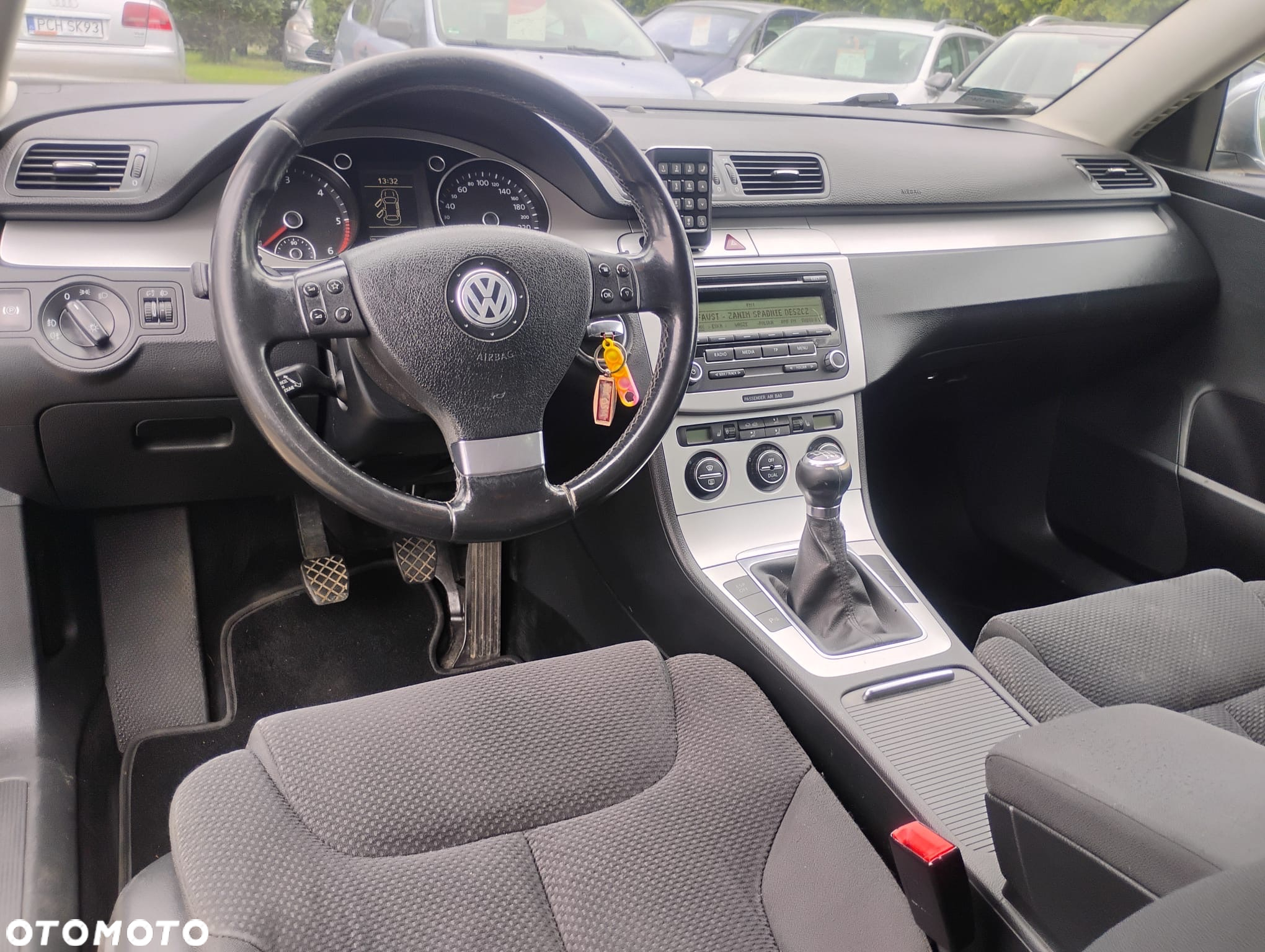 Volkswagen Passat 2.0 TDI Comfortline - 21