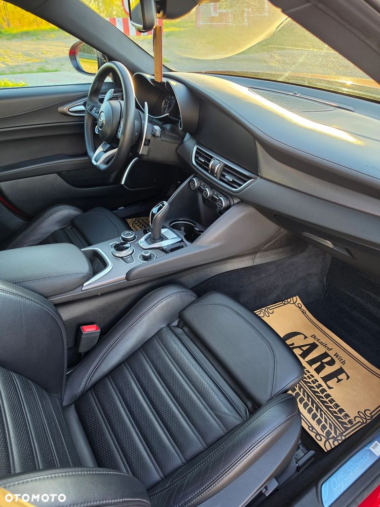 Alfa Romeo Giulia 2.0 Turbo Veloce Q4 - 15