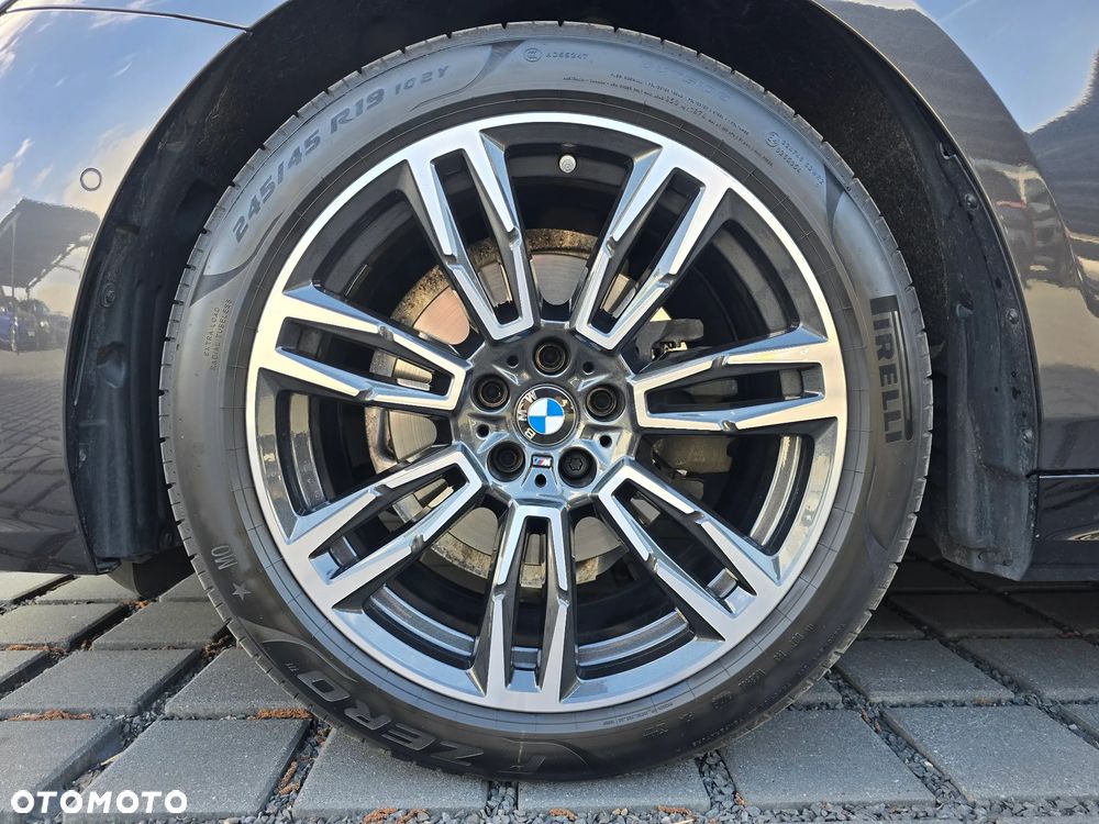 BMW Seria 5 520d xDrive mHEV M Sport - 31