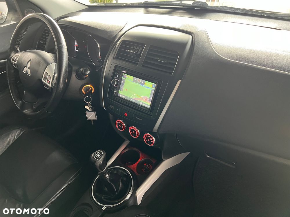 Mitsubishi ASX - 30