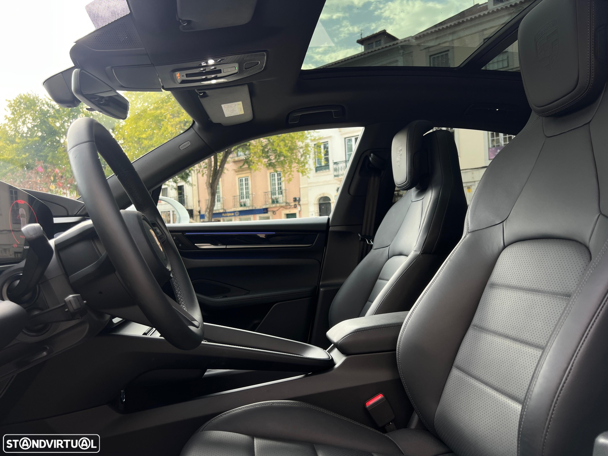 Porsche Macan Electric 4 - 19