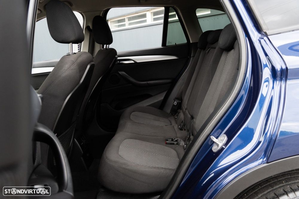 BMW X1 16 d sDrive Advantage - 31