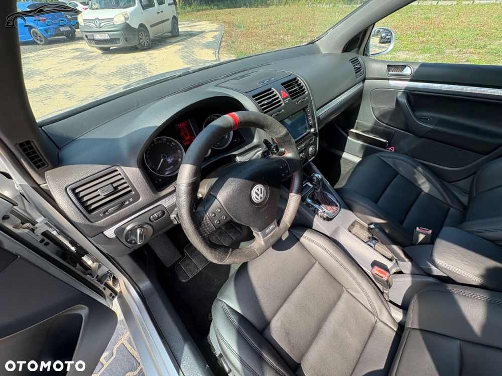 Volkswagen Golf R32 4Motion DSG - 26