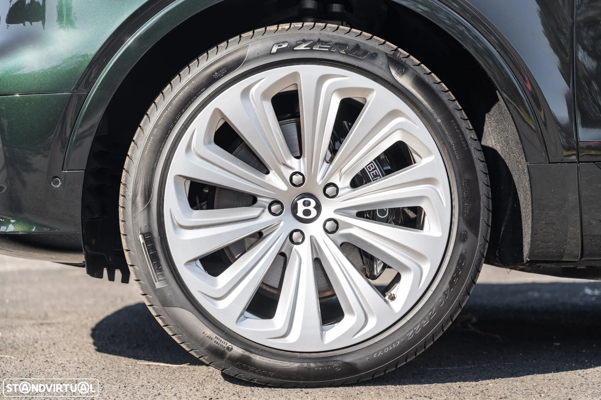 Bentley Bentayga Hybrid Azure - 4