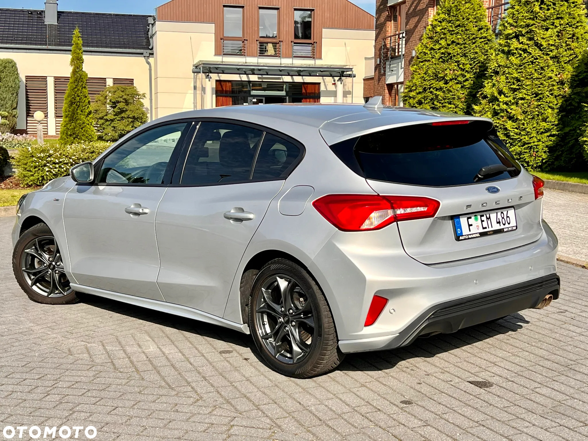 Ford Focus 1.0 EcoBoost Hybrid ST-LINE X - 20