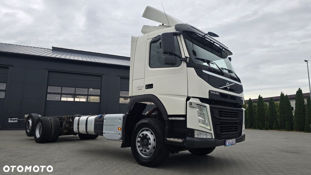 Volvo FM 370 6x2 rama do zabudowy, beczka asenizacyjna mleko laweta full air oś skrętna niski przebieg! - 2