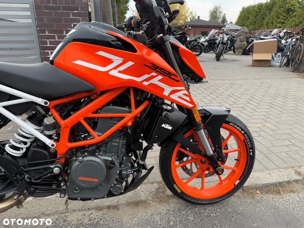 KTM Duke 390 - 23