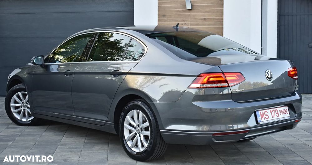 Volkswagen Passat 2.0 TDI Comfortline - 5