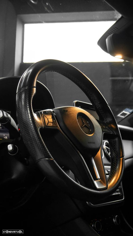 Mercedes-Benz CLA 200 - 25