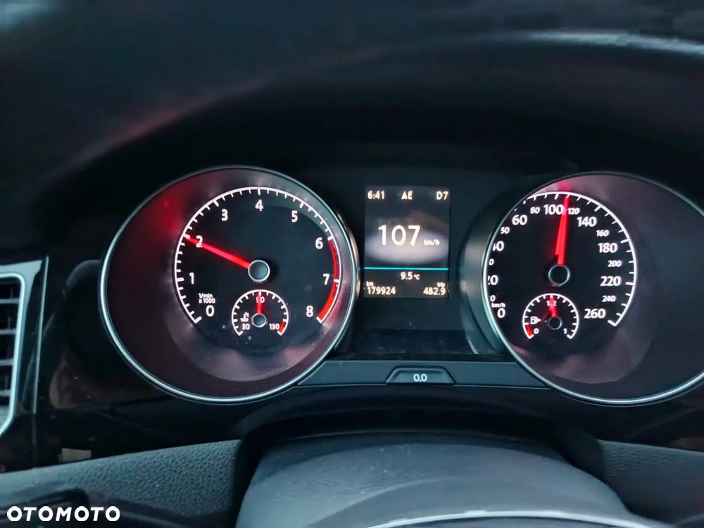 Volkswagen Golf Sportsvan VII SV 1.4 TSI BMT Highline DSG - 9