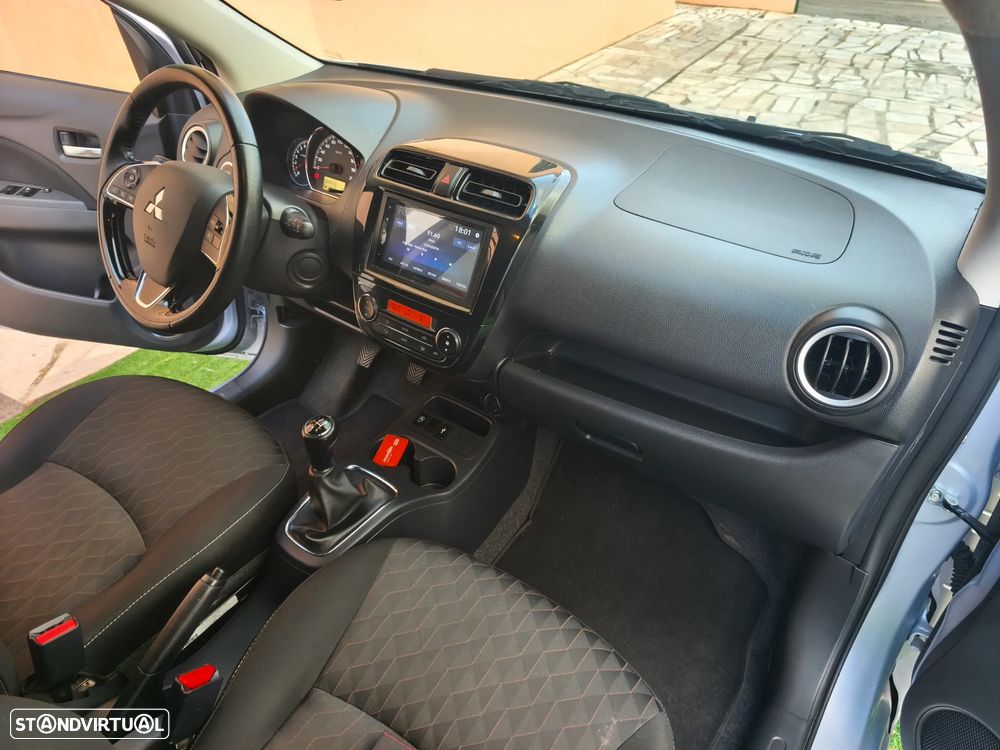 Mitsubishi Space Star 1.2 Intense Connect Edition - 22