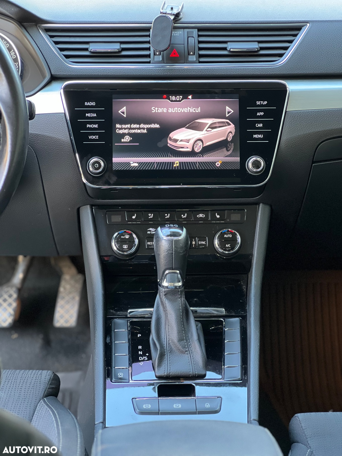 Skoda Superb Combi 2.0 TDI DSG Style - 15