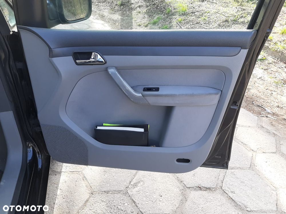 Volkswagen Caddy Life - 13