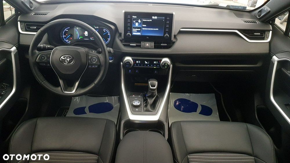 Toyota RAV4 - 18