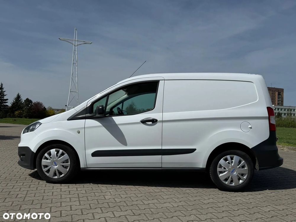 Ford Transit Courier 1.5 TDCi Ambiente - 4