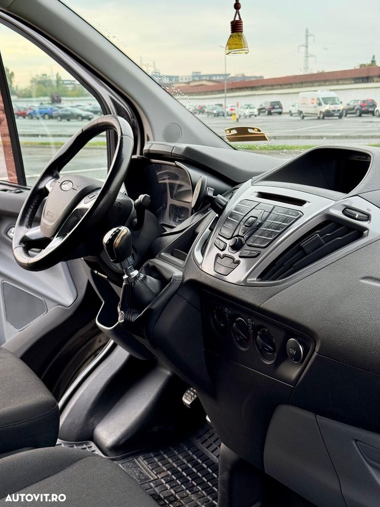 Ford Transit Custom - 8