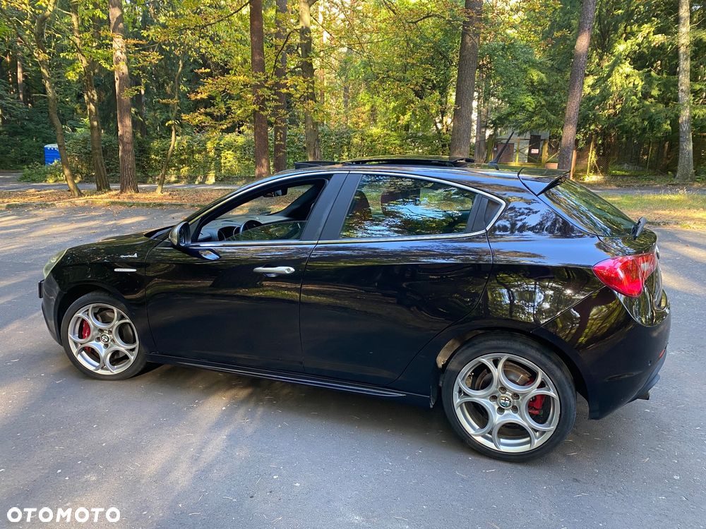 Alfa Romeo Giulietta - 33