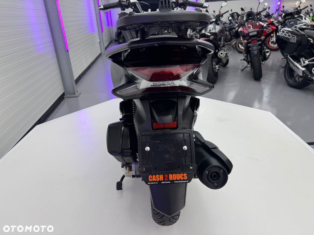 Honda PCX - 31