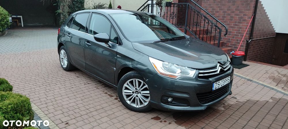 Citroën C4 e-HDi 115 ETG6 Exclusive - 2