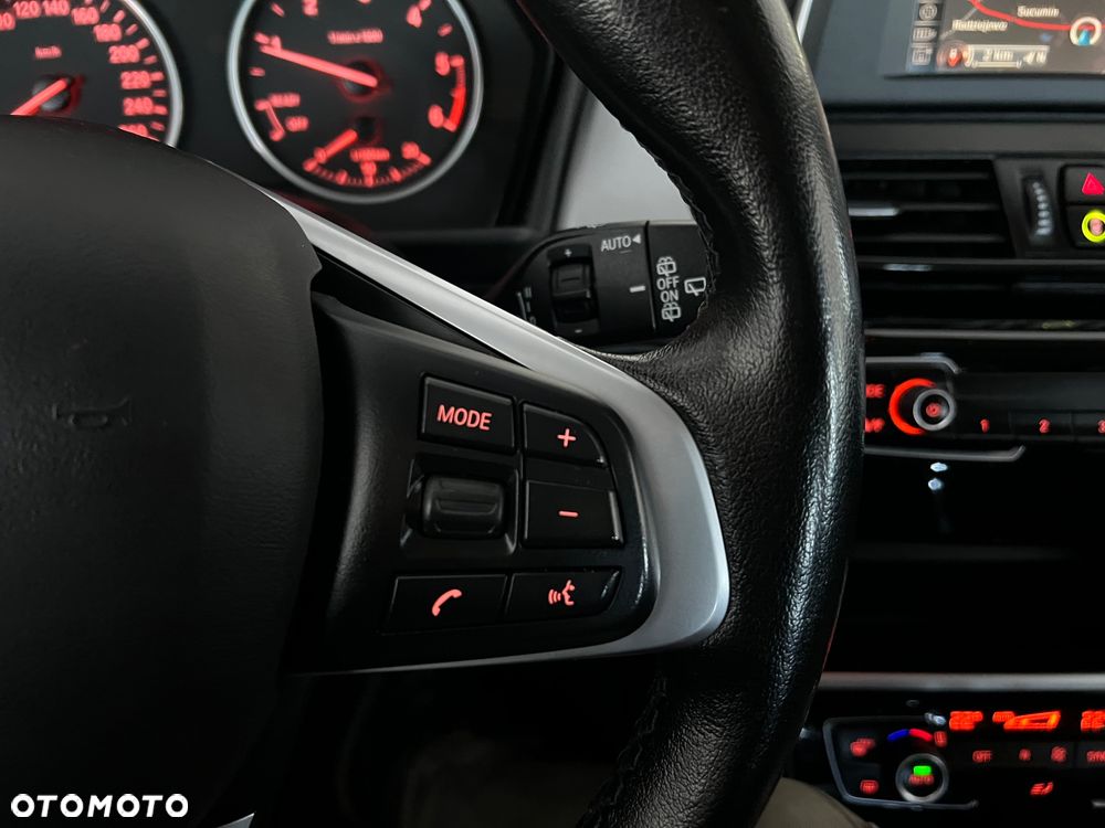 BMW Seria 2 218d Sport-Aut Luxury Line - 33