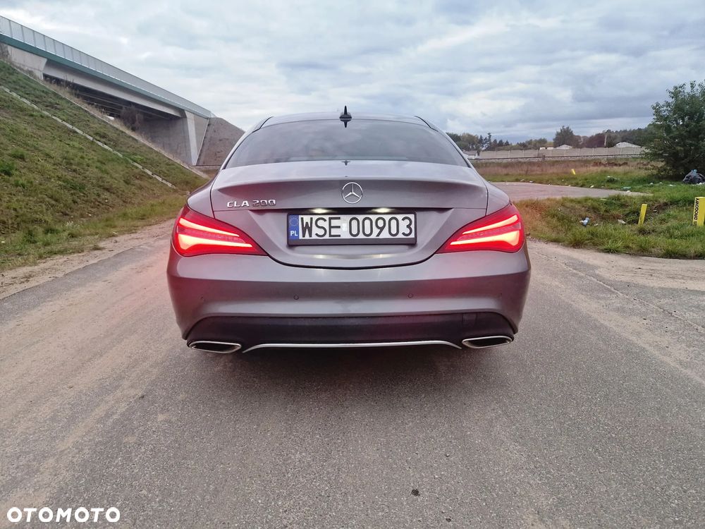 Mercedes-Benz CLA 200 7G-DCT AMG Line - 40