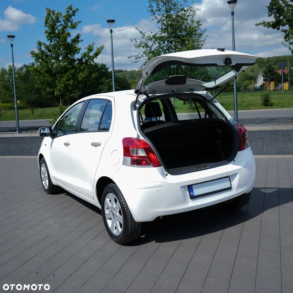 Toyota Yaris 1.4 D-4D Prestige - 6