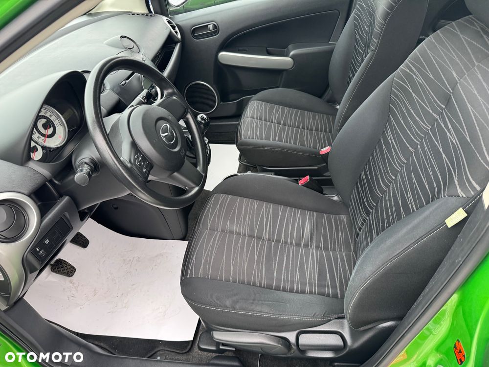 Mazda 2 - 14