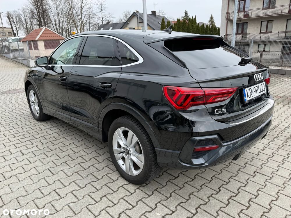 Audi Q3 Sportback - 8