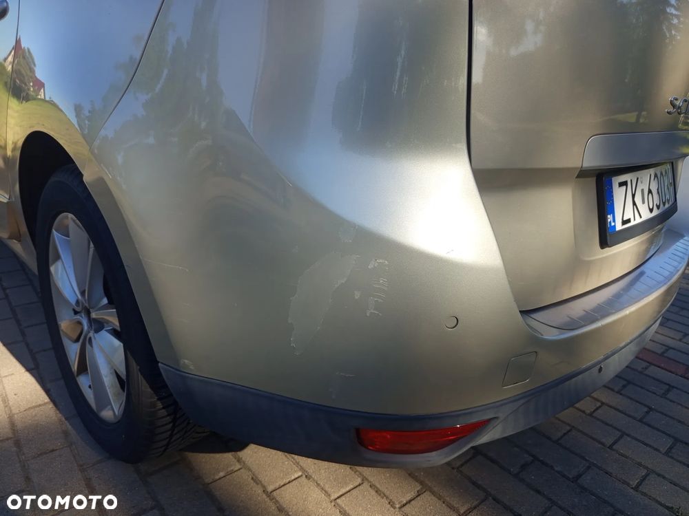 Renault Scenic 1.9 dCi Bose Edition - 11
