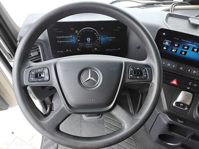 Mercedes-Benz Actros - 2