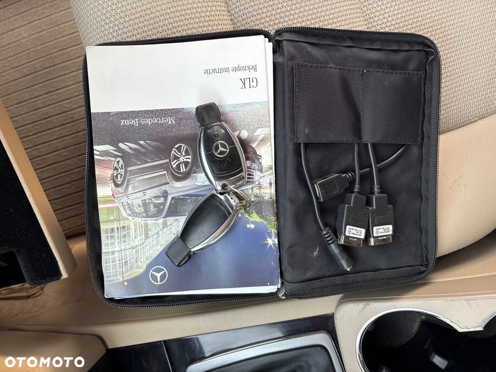 Mercedes-Benz GLK 220 CDI DPF 4Matic BlueEFFICIENCY 7G-TRONIC - 25