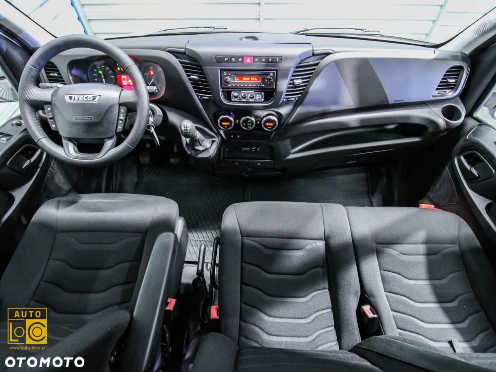 Iveco DAILY 35S15 BRYGADÓWKA 7 OSÓB - 8