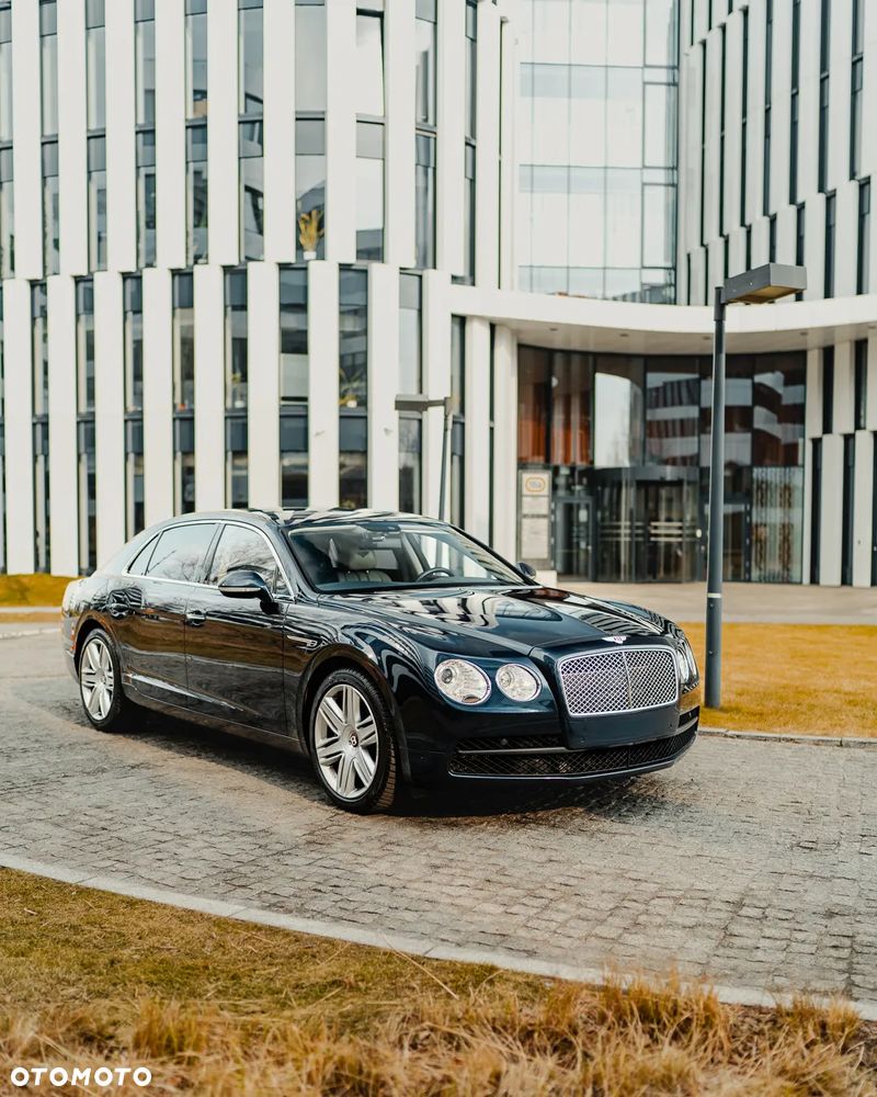Bentley Flying Spur V8 - 9