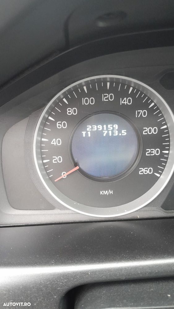 Volvo XC 60 D3 Momentum - 5