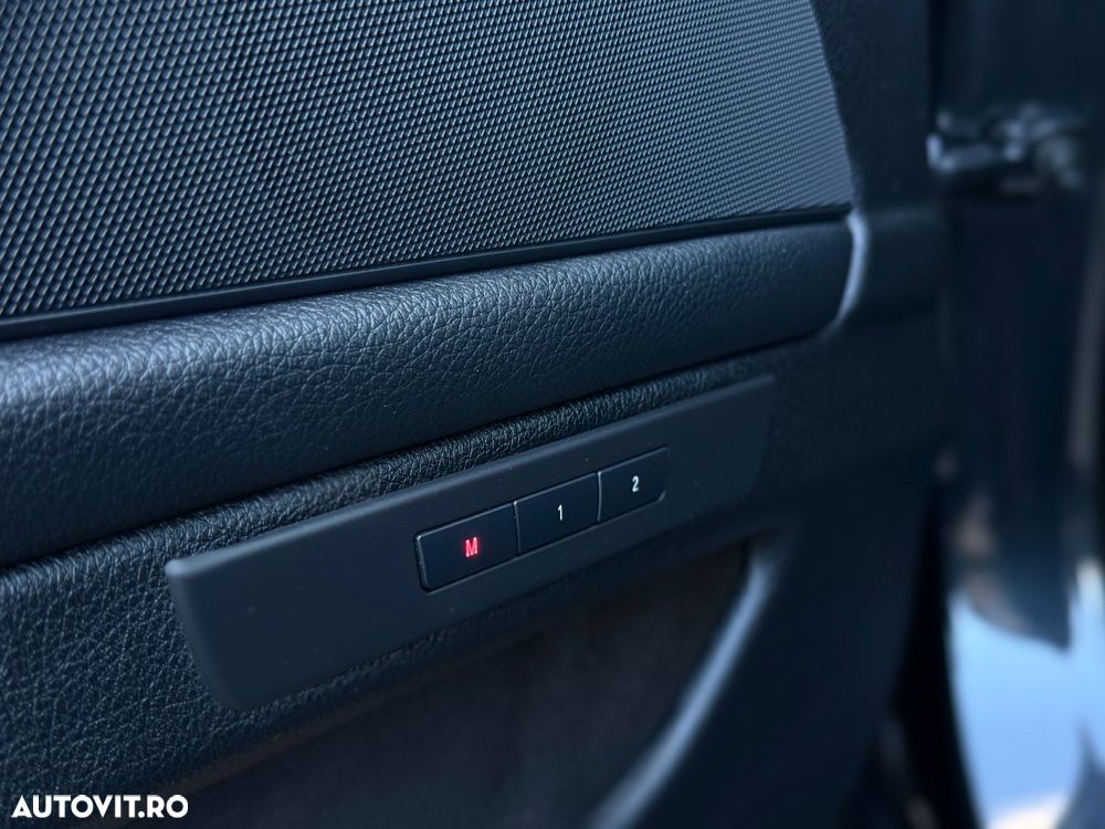 BMW Seria 5 525d xDrive Aut. - 26