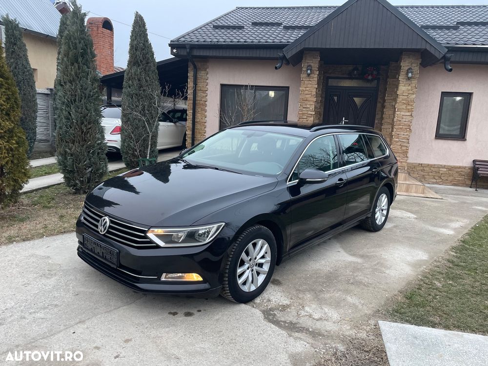 Volkswagen Passat - 1