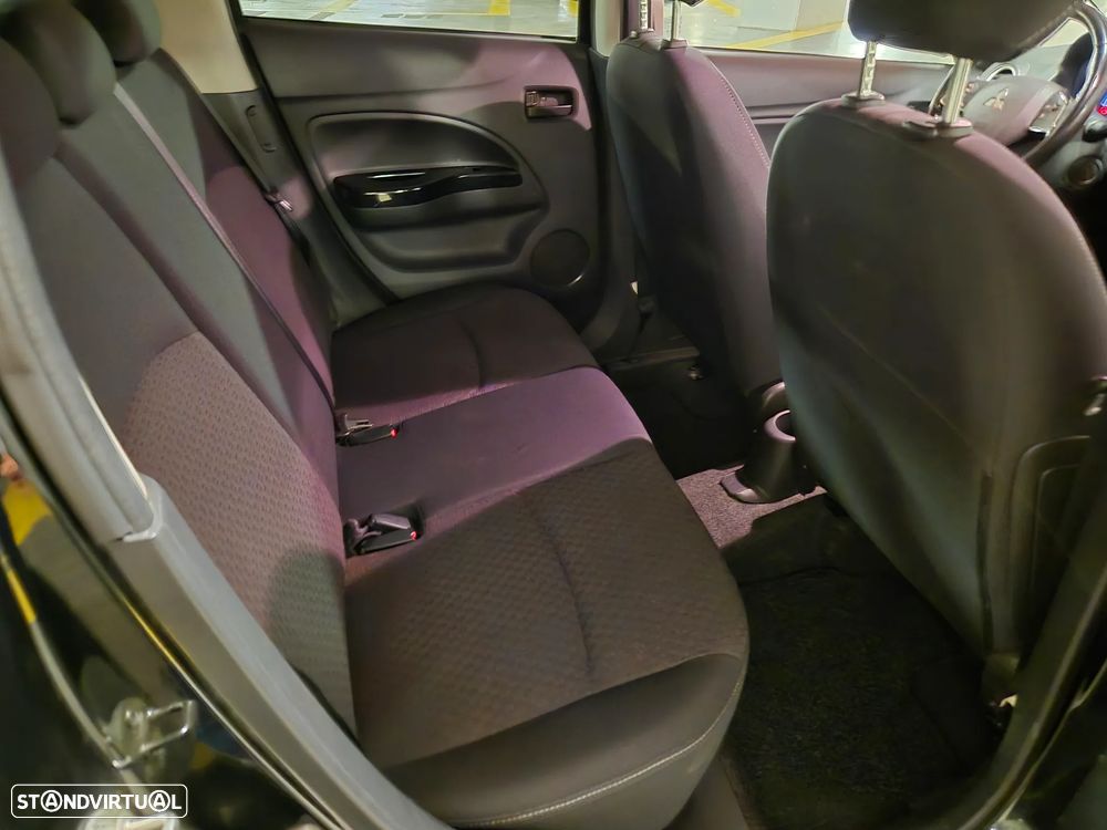 Mitsubishi Space Star 1.2 Intense - 31