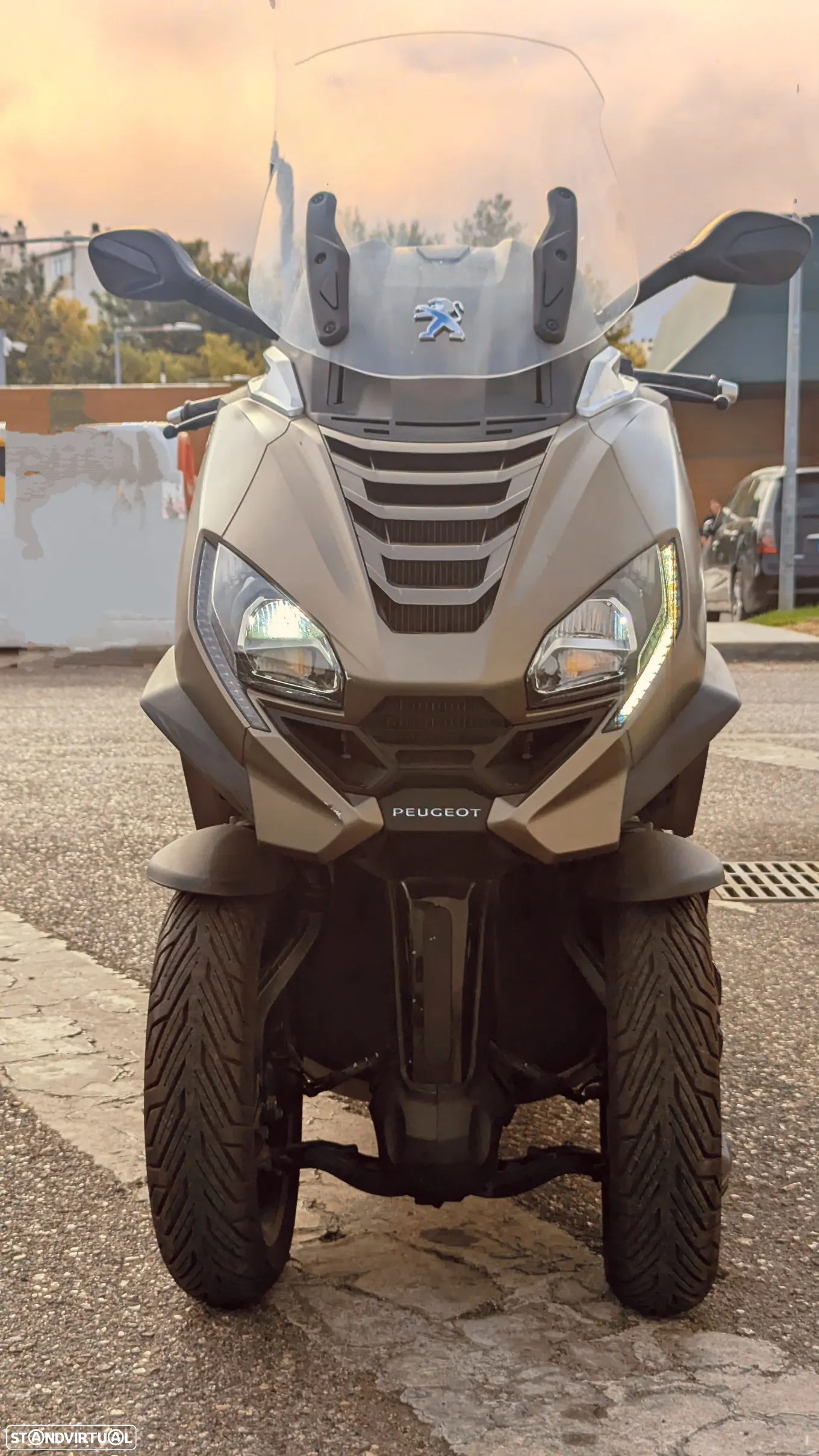 Peugeot Métropolis SW - 2