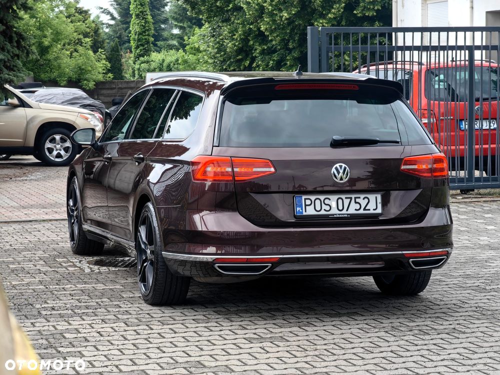 Volkswagen Passat 2.0 TDI Bi-Turbo BMT 4Mot Highline DSG - 9