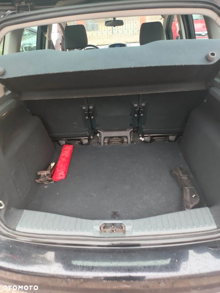 Ford C-MAX - 13