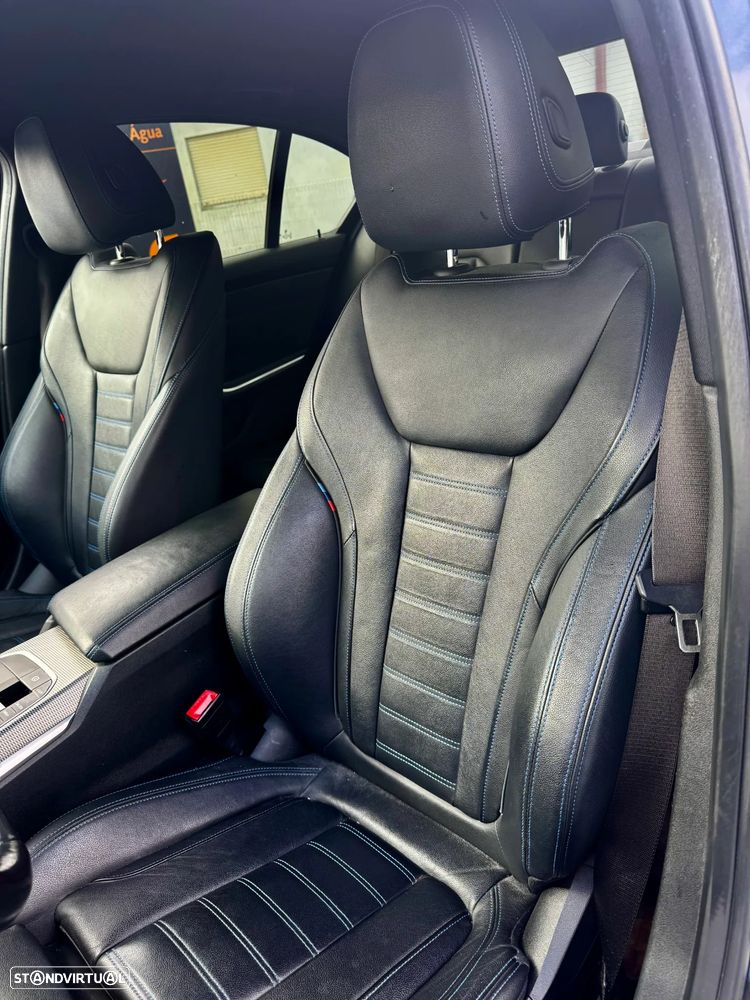 BMW 330 e Pack M Auto - 13